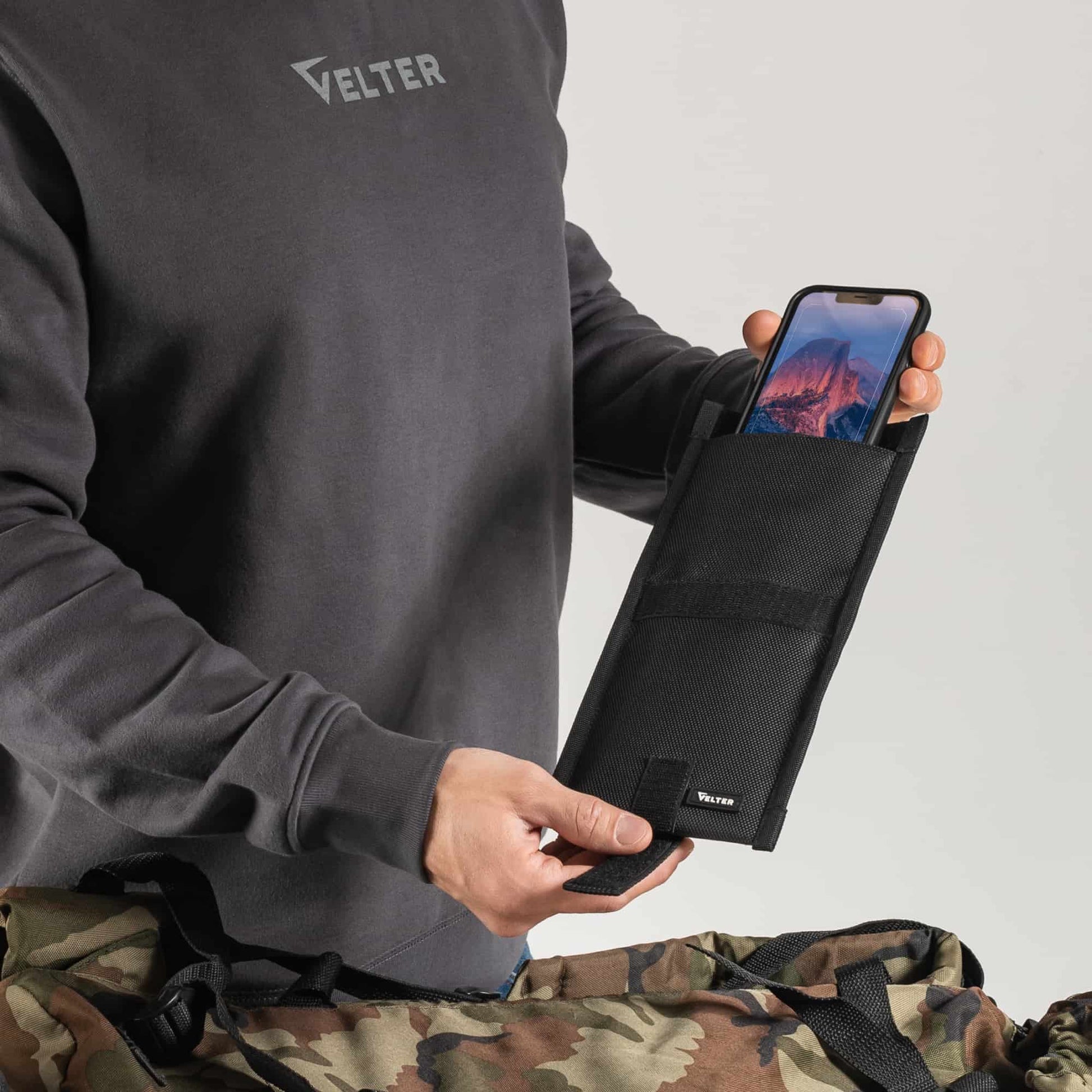 Tactical shielding sleeve - velter